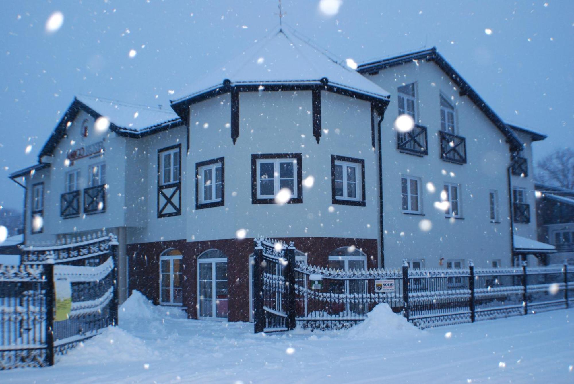 Amigo Hotel Sulejówek Екстериор снимка